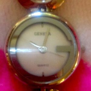 A Beautiful  RARE Geneva stainless steel watch 😍🔥